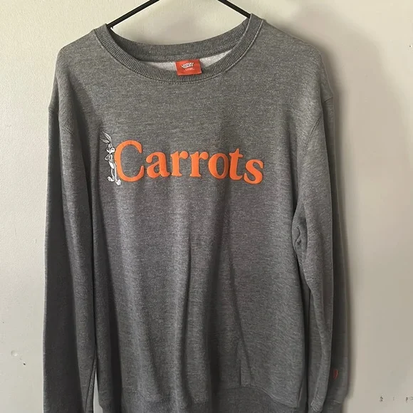 Carrots/Luney Tunes Sweatshirt Crewneck - Picture 1 of 3